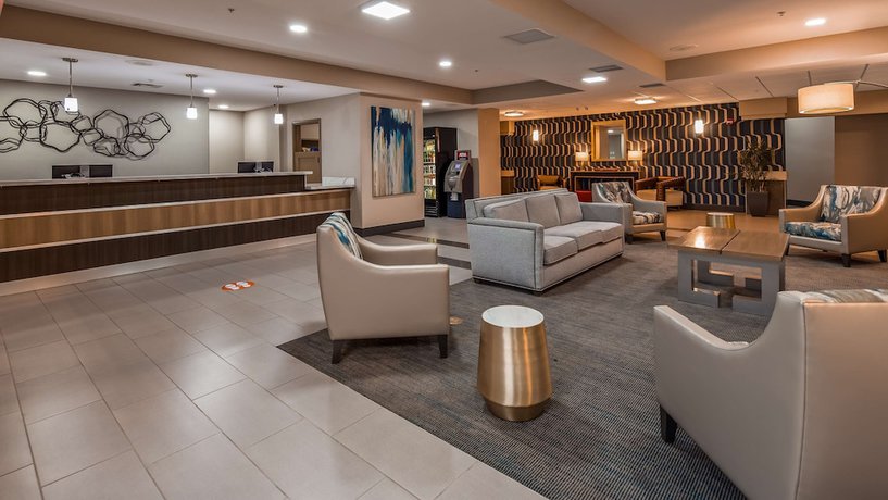 Imagen de los interiores del Hotel Best Western Plus Safford. Foto 19