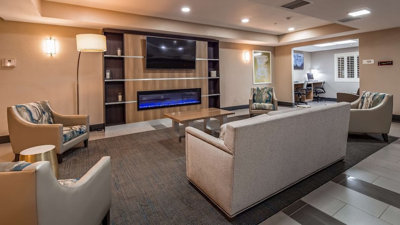 Imagen de los interiores del Hotel Best Western Plus Safford. Foto 20