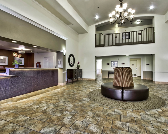 Imagen de los interiores del Hotel Best Western Plus Salinas Valley Inn and Suites. Foto 11