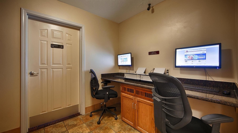 Imagen de los interiores del Hotel Best Western Plus Salinas Valley Inn and Suites. Foto 14