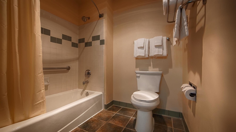 Imagen de la habitación del Hotel Best Western Plus Salinas Valley Inn and Suites. Foto 8