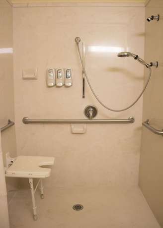 Imagen de la habitación del Hotel Best Western Plus San Antonio East Inn and Suites. Foto 5