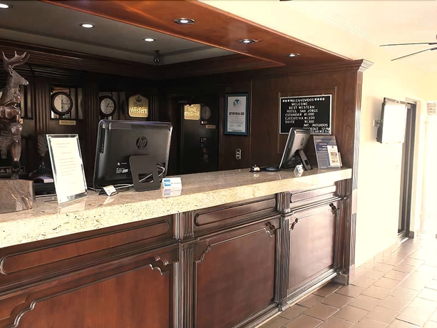 Imagen de los interiores del Hotel Best Western Plus San Jorge. Foto 16