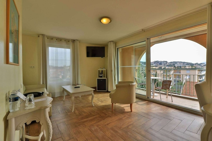 Imagen de la habitación del Hotel Best Western Plus Sanary. Foto 6