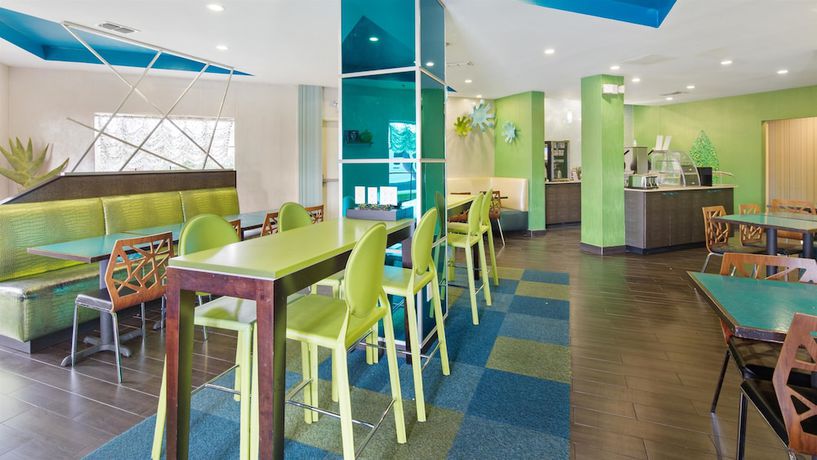 Imagen de los interiores del Hotel Best Western Plus Sanford Airport/lake Mary. Foto 17