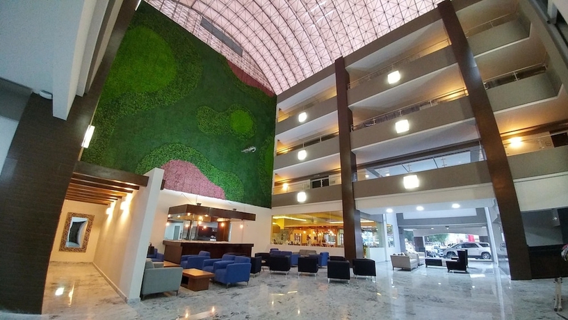 Imagen de los interiores del Hotel Best Western Plus Santa Cecilia Pachuca. Foto 17