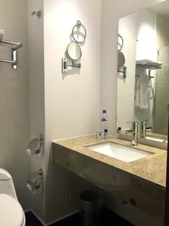 Imagen de la habitación del Hotel Best Western Plus Santa Marta. Foto 13