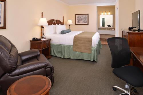 Imagen de la habitación del Hotel Best Western Plus Santee Inn. Foto 2