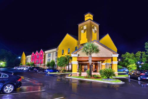 Imagen general del Hotel Best Western Plus Savannah Airport Inn And Suites. Foto 3