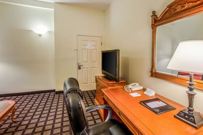 Imagen de la habitación del Hotel Best Western Plus Savannah Gateway. Foto 6