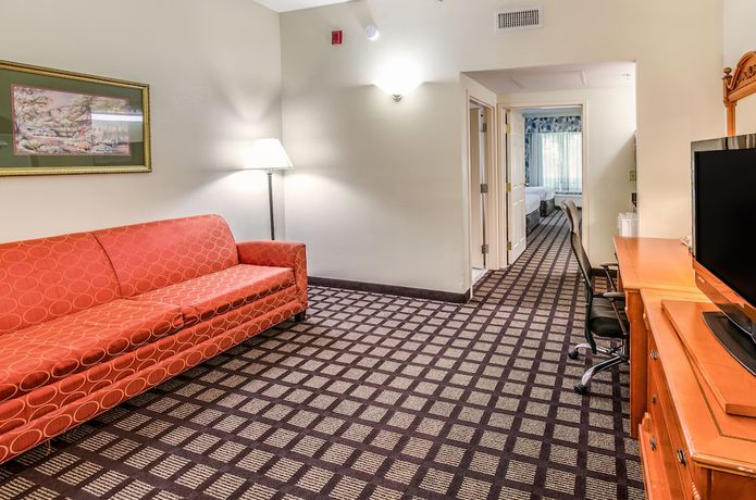 Imagen de la habitación del Hotel Best Western Plus Savannah Gateway. Foto 8