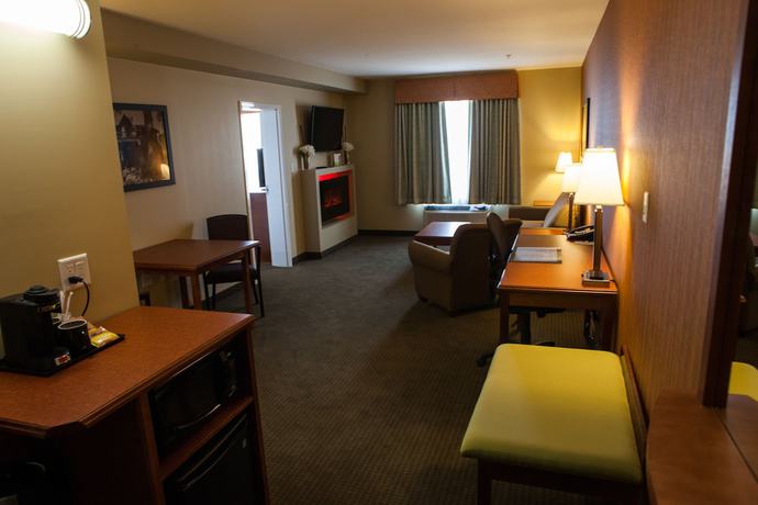 Imagen de la habitación del Hotel Best Western Plus Service Inn and Suites. Foto 13