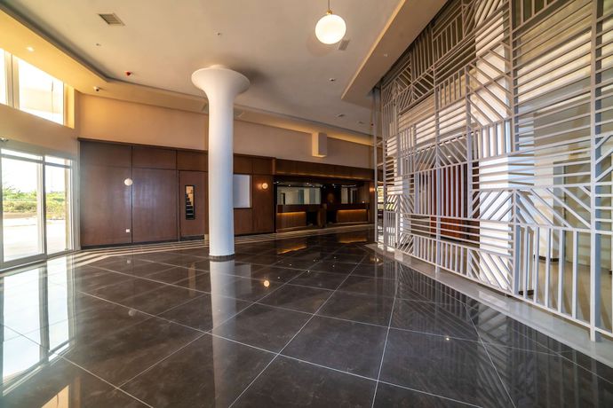 Imagen de los interiores del Hotel Best Western Plus Soaho Douala Airport. Foto 15