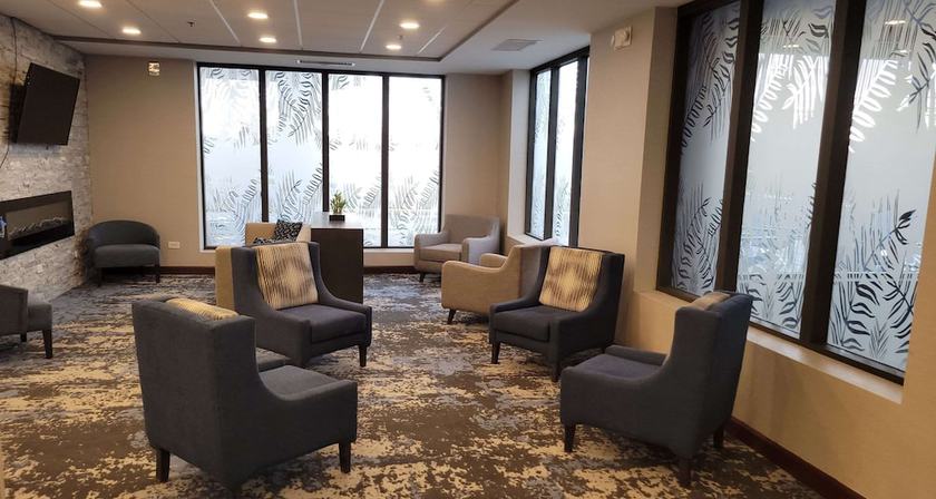 Imagen de los interiores del Hotel Best Western Plus South Holland/Chicago Southland. Foto 9