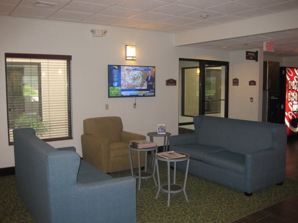 Imagen del bar/restaurante del Hotel Best Western Plus Springfield Airport Inn. Foto 2
