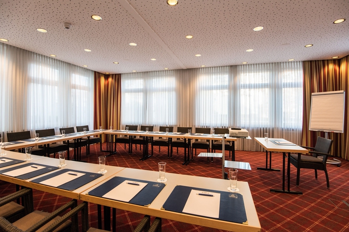 Imagen de los interiores del Hotel Best Western Plus St. Raphael. Foto 8