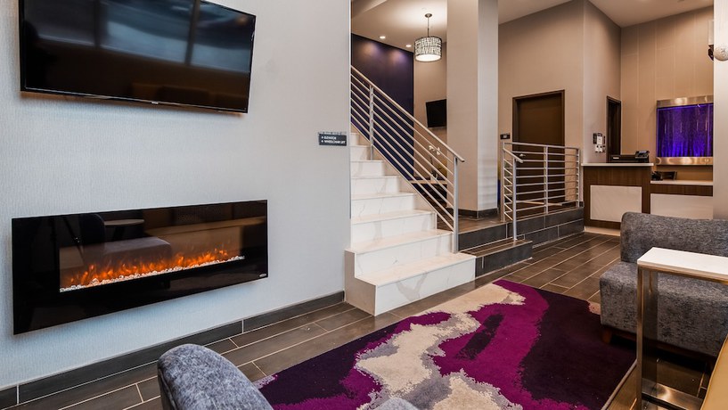 Imagen de los interiores del Hotel Best Western Plus Stadium Inn. Foto 18