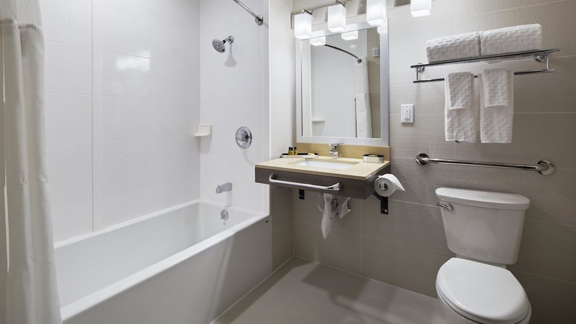 Imagen de la habitación del Hotel Best Western Plus Stadium Inn. Foto 15