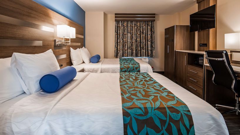 Imagen de la habitación del Hotel Best Western Plus Stadium Inn. Foto 17
