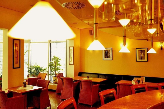Imagen del bar/restaurante del Hotel Best Western Plus Steubenhof. Foto 4
