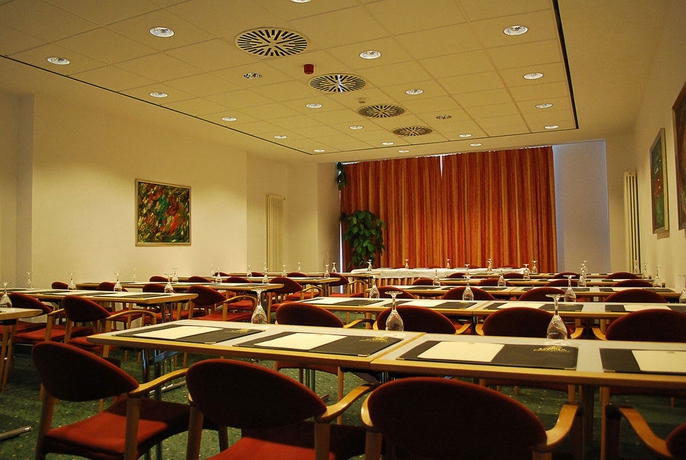 Imagen de los interiores del Hotel Best Western Plus Steubenhof. Foto 12