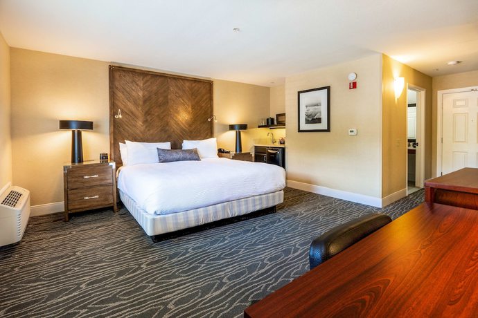 Imagen de la habitación del Hotel Best Western Plus Stevenson Manor. Foto 3