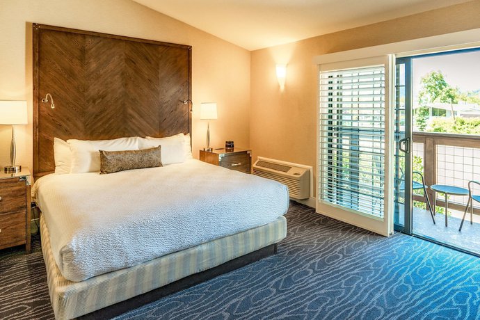Imagen de la habitación del Hotel Best Western Plus Stevenson Manor. Foto 6