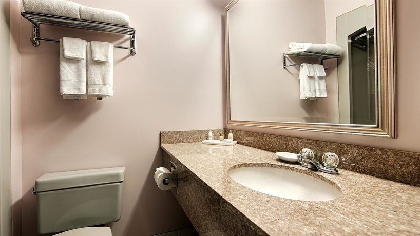 Imagen de la habitación del Hotel Best Western Plus Stoneridge Inn and Conference Centre. Foto 8