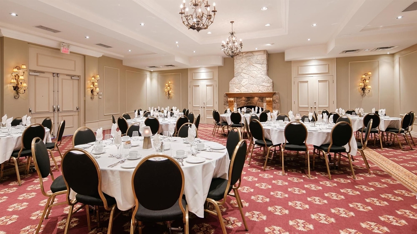 Imagen del bar/restaurante del Hotel Best Western Plus Stoneridge Inn and Conference Centre. Foto 3