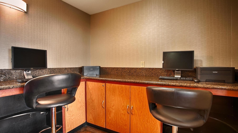 Imagen de los interiores del Hotel Best Western Plus Suites - Los Angeles Lax Airport. Foto 14