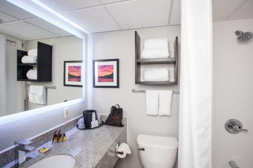 Imagen de la habitación del Hotel Best Western Plus Sun Canyon. Foto 6