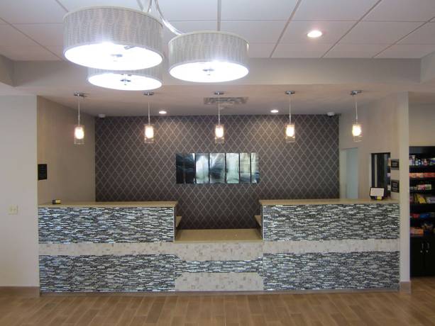 Imagen de los interiores del Hotel Best Western Plus Sunrise Inn. Foto 12