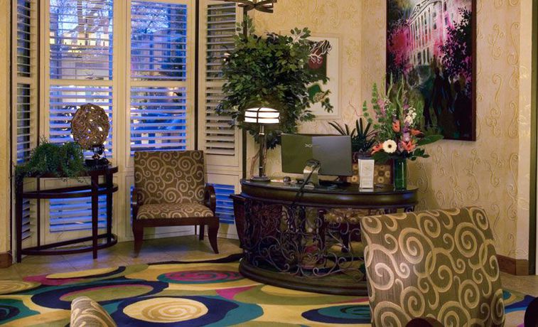Imagen de los interiores del Hotel Best Western Plus Sutter House. Foto 5