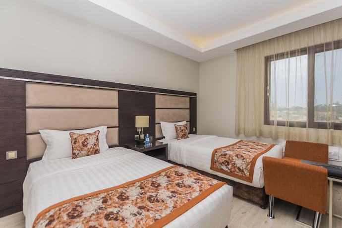 Imagen de la habitación del Hotel Best Western Plus The Athena Hotel. Foto 10