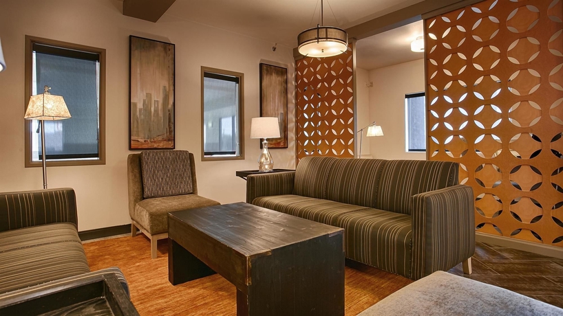 Imagen de los interiores del Hotel Best Western Plus The Four Corners Inn. Foto 11