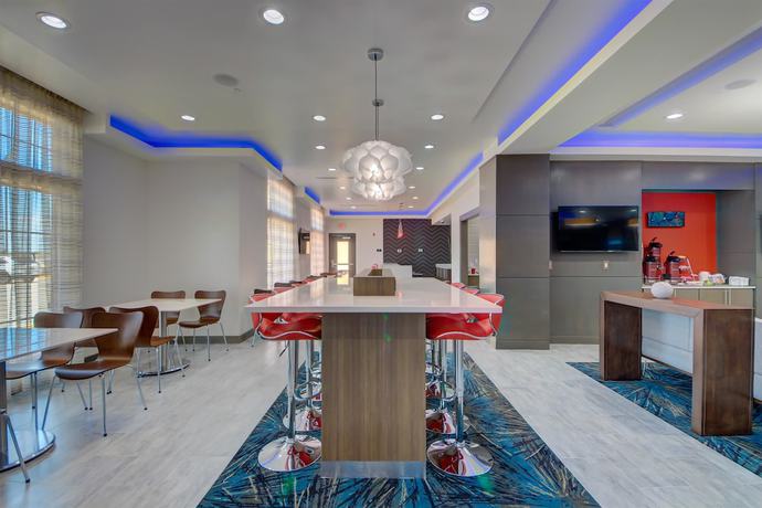 Imagen de los interiores del Hotel Best Western Plus The Inn And Suites At Muskogee. Foto 20