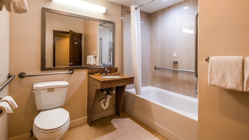 Imagen de la habitación del Hotel Best Western Plus The Inn and Suites at the Falls. Foto 13