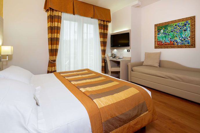 Imagen de la habitación del Hotel Best Western Plus Tigullio Royal. Foto 3