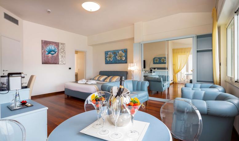 Imagen de la habitación del Hotel Best Western Plus Tigullio Royal. Foto 6