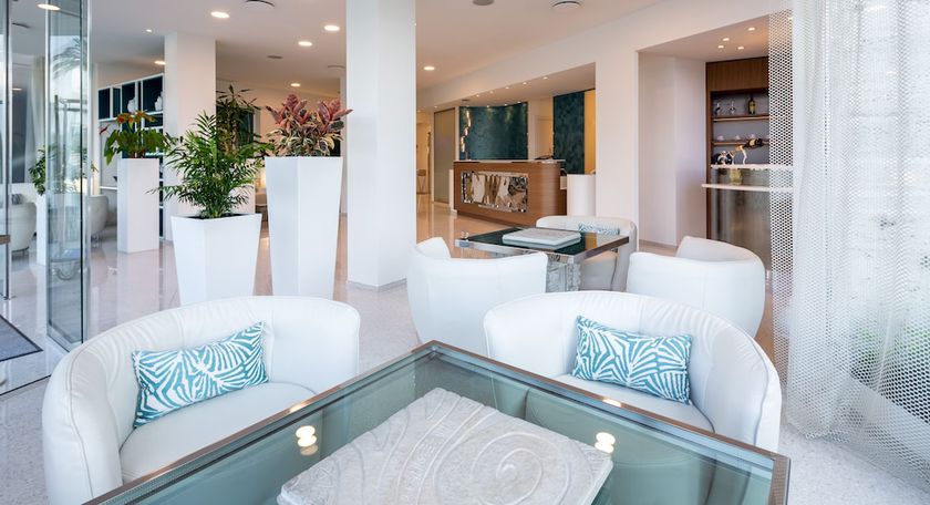 Imagen de los interiores del Hotel Best Western Plus Tigullio Royal. Foto 20