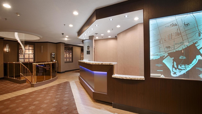 Imagen de los interiores del Hotel Best Western Plus Toronto Airport. Foto 10