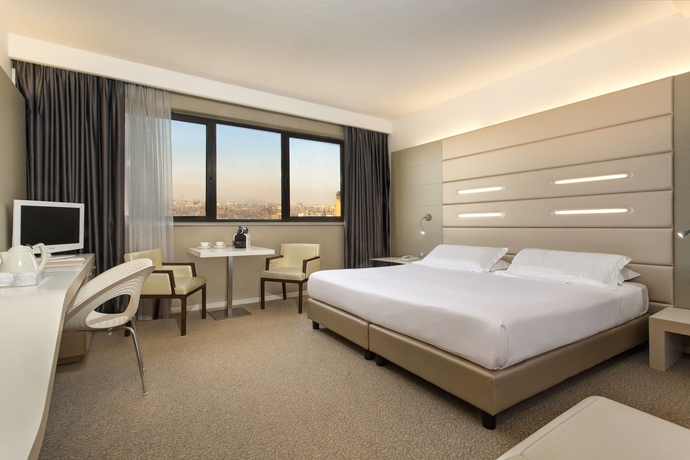 Imagen de la habitación del Hotel Best Western Plus Tower Bologna. Foto 8