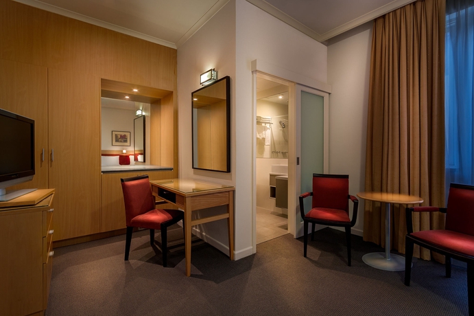 Imagen de la habitación del Hotel Best Western Plus Travel Inn. Foto 7