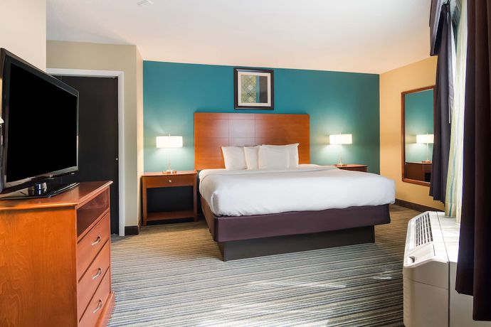 Imagen de la habitación del Hotel Best Western Plus Traverse City. Foto 9