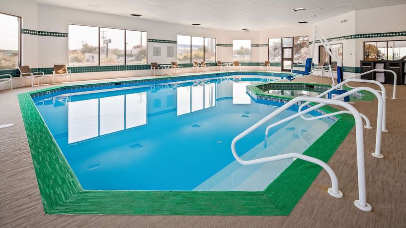 Imagen de la piscina del Hotel Best Western Plus Twin Falls. Foto 20