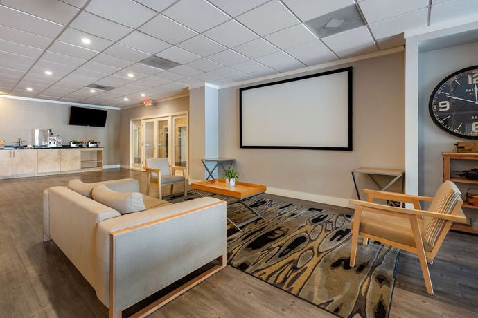 Imagen de los interiores del Hotel Best Western Plus University Inn, Winston-Salem. Foto 17