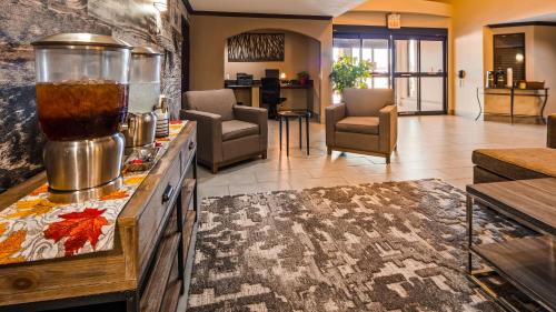 Imagen general del Hotel Best Western Plus University Inn and Suites. Foto 3
