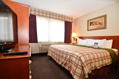 Imagen de la habitación del Hotel Best Western Plus University Park Inn & Suites, Ames. Foto 13