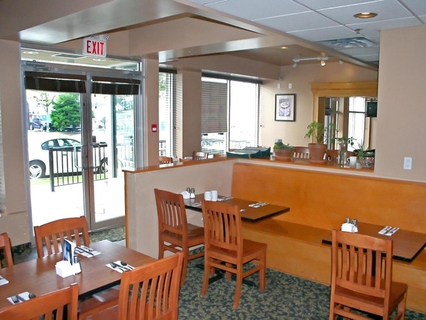 Imagen del bar/restaurante del Hotel Best Western Plus Uptown Vancouver. Foto 4