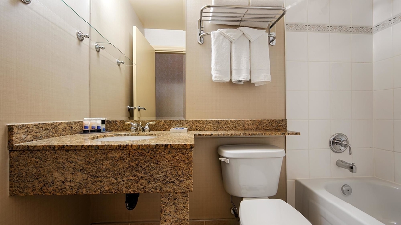 Imagen de la habitación del Hotel Best Western Plus Uptown Vancouver. Foto 8